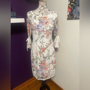 R&K Long Sleeve Floral Print Lacelike Dress